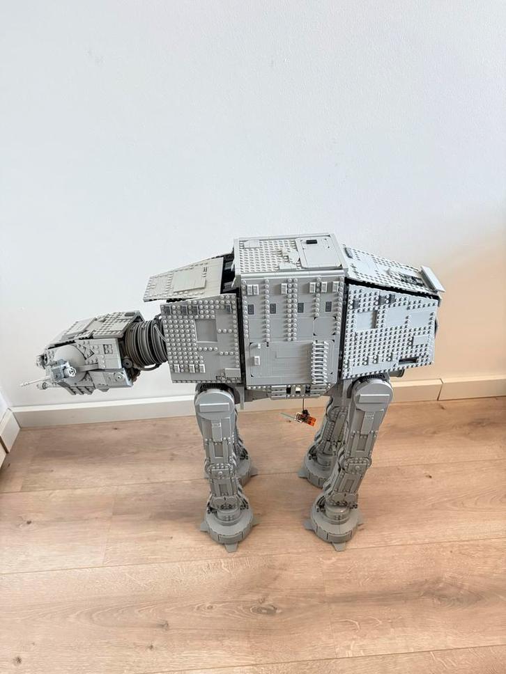 Lego UCS AT-AT (75313) - Gebouwd, nette staat, met doos, Kinderen en Baby's, Speelgoed | Duplo en Lego, Gebruikt, Lego, Complete set