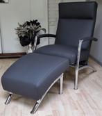 Leolux Helical fauteuil met hocker opnieuw gestoffeerd Leder, Nieuw, 75 tot 100 cm, Design, Metaal