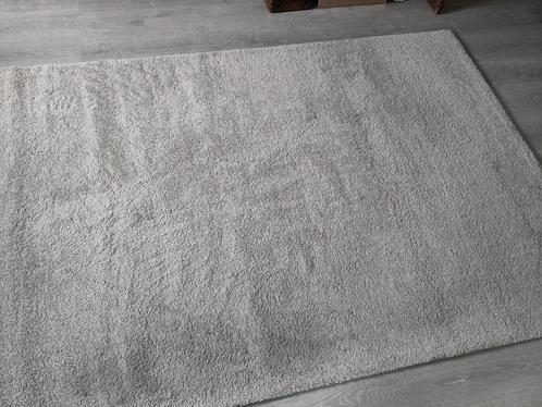 Vloerkleed 160 x 230, zilverkleurig, Huis en Inrichting, Stoffering | Tapijten en Kleden, Zo goed als nieuw, 150 tot 200 cm, 200 cm of meer