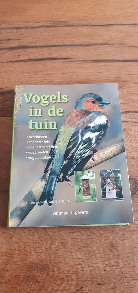 Vogels in de tuin nestkasten voedertafels vogelbaden, Boeken, Dieren en Huisdieren, Nieuw, Vogels, Ophalen of Verzenden