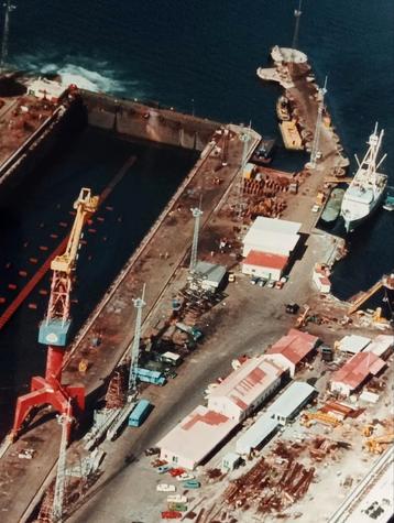 Foto Rotterdam Haven Dick Sellenraad 1980-2010 beschikbaar voor biedingen