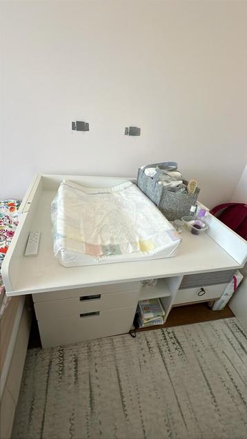 Ikea smastad commode, bureau met 3 lades beschikbaar voor biedingen