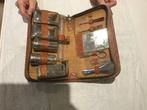 Vintage toilettas reisetui scheeretui mist 2 vijltjes, Ophalen of Verzenden, Zo goed als nieuw, Bruin, Heer