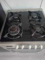 Gasfornuis met 4 pitten - Gebruikt, Witgoed en Apparatuur, Fornuizen, Gebruikt, Gas, Vrijstaand, 4 kookzones