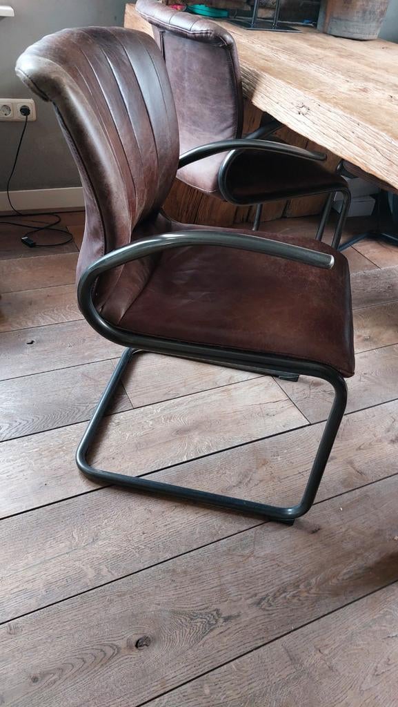 4 prachtige mooie leren eettafel stoelen, leer industriel,, Huis en Inrichting, Fauteuils, Ophalen, Minder dan 75 cm, Leer, Zo goed als nieuw