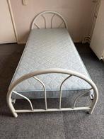 Eenpersoonsbed 210x95 - Wit metalen frame, Ophalen, Eenpersoons, Metaal, 100 cm