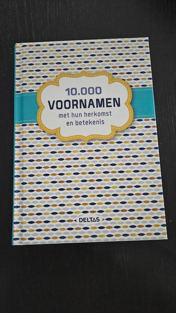 10.000 Voornamen en Betekenis - Deltas, Boeken, Zwangerschap en Opvoeding, Zo goed als nieuw, Zwangerschap en Bevalling, Ophalen of Verzenden
