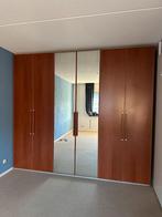 Nette kledingkast gratis af te halen, Ophalen, Gebruikt, 200 cm of meer, 200 cm of meer