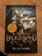 Broederband - De Outsiders (John Flanagan), Boeken, Ophalen of Verzenden, Zo goed als nieuw, Nederland