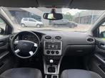 Ford Focus Wagon 1.6-16V Futura/Airco/Cruise/Terekhaak/distr, Auto's, 1596 cc, Gebruikt, 4 cilinders, 635 kg