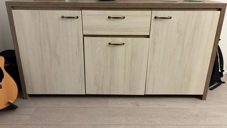 Dressoir, Huis en Inrichting, Kasten | Dressoirs, Zo goed als nieuw, 150 tot 200 cm, 25 tot 50 cm, Ophalen