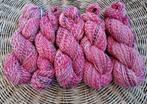 Prachtige strengen hand gesponnen merino wol, 904 meter, Hobby en Vrije tijd, Breien en Haken, Ophalen of Verzenden, Nieuw, Breien of Haken