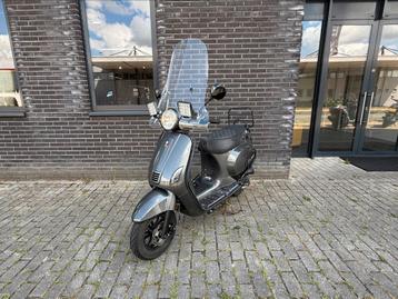 Gts Toscana 45km full option | 1e eigenaar Efi  beschikbaar voor biedingen