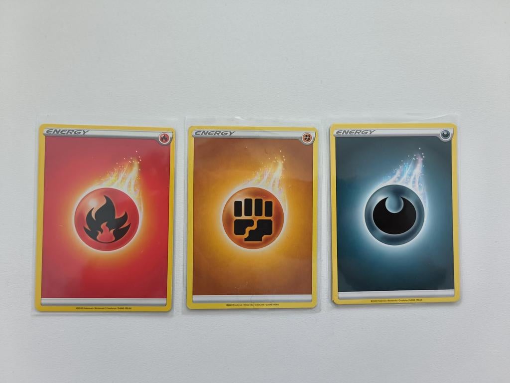 Pokemon Energy Sword and Shield 2020, Ophalen of Verzenden, Winkel, Super of Benzinepomp, Volle spaarkaart