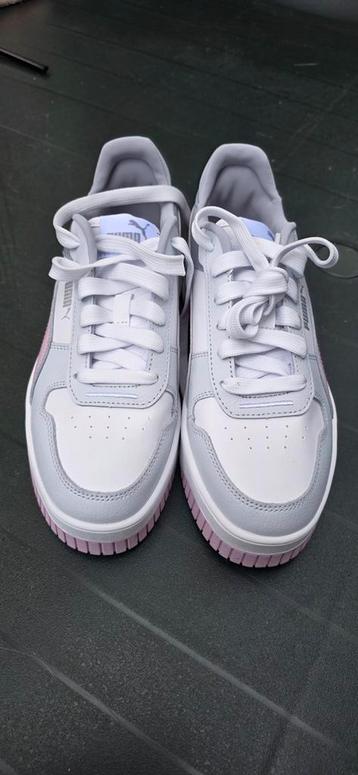 Puma sneakers beschikbaar voor biedingen