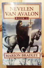 Nevelen van Avalon Boek 1, Boeken, Verzenden, Gelezen, Marion Bradley
