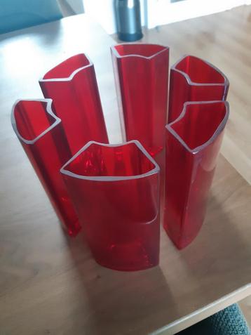 Rode glazen vaas - afbeelding 2