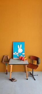 Vintage school tafeltje met linoleum blad, bureautje, Gebruikt, Vintage, Ophalen of Verzenden, Bureau