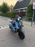 Vespa sprint custom full option carbon, Fietsen en Brommers, Ophalen, Overige modellen, Maximaal 45 km/u, Zo goed als nieuw
