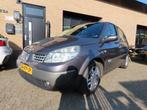 Renault Scénic 2.0-16V Tech Line Ecc Cruisecontrol Leer/Sto, 1998 cc, 135 pk, 4 cilinders, Leder en Stof