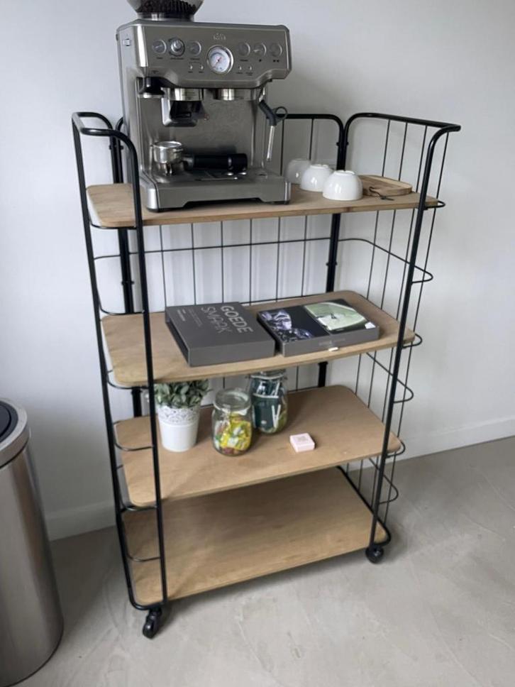 Leuke Bakkerskast met 4 planken, Huis en Inrichting, Kasten | Boekenkasten, Gebruikt, 100 tot 150 cm, 25 tot 50 cm, Met plank(en)