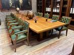 conferentietafel -boarding room  + 11 Chesterfield stoelen, Ophalen