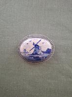 Broche en hanger van  zilver met delftseblauwe afbeelding, Ophalen of Verzenden, Gebruikt, Blauw, Zilver