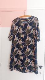 Hema donkerblauw jurkje met bloemen patroon, Blauw, Maat 42/44 (L), Ophalen of Verzenden, Zo goed als nieuw