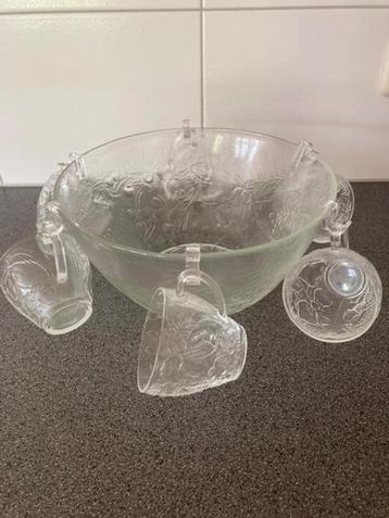 Bowl set, schaal met 6 glazen beschikbaar voor biedingen