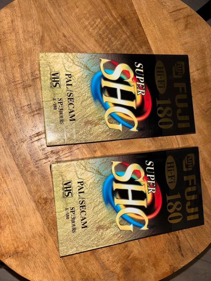 2 Stuks Fuji Super SHG 180 VHS - Nieuw in Seal!, Cd's en Dvd's, VHS | Film, Nieuw in verpakking, Overige genres, Alle leeftijden