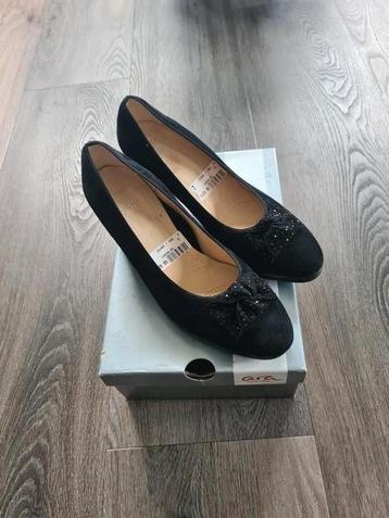 Nieuw Suede & Leer Ara pumps Zwart 