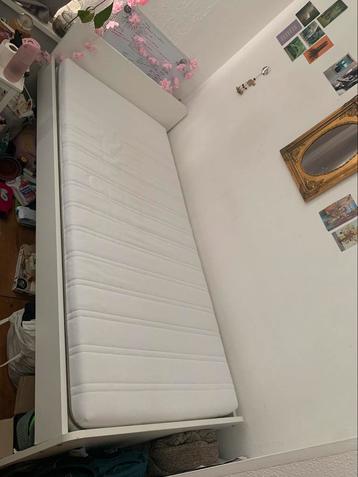 IKEA Släkt bed & Malvik mattress