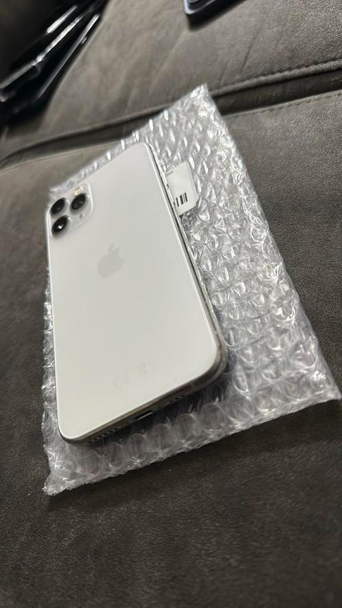 iPhone 11 Pro Zilver – 64GB – Gloednieuwe Accu, Telecommunicatie, Mobiele telefoons | Hoesjes en Frontjes | Apple iPhone, Zo goed als nieuw