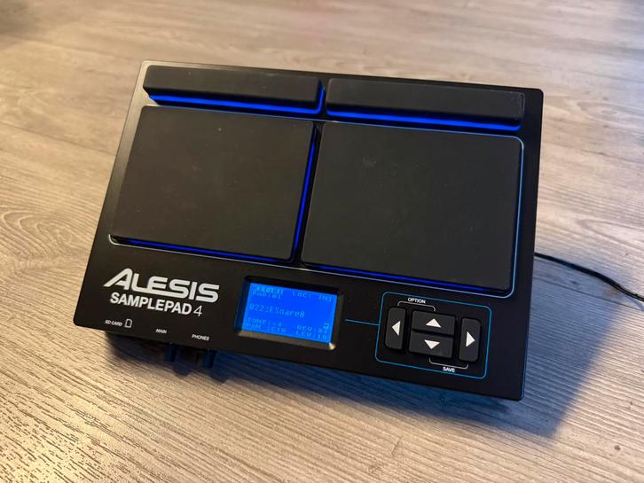 Alesis SamplePad 4, Muziek en Instrumenten, Drumcomputers, Zo goed als nieuw, Overige merken, Ophalen of Verzenden