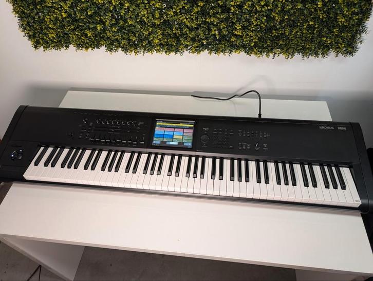 De NIEUWSTE Korg Kronos 3 88 probeer hem nu uit, Muziek en Instrumenten, Keyboards, Nieuw, 88 toetsen, Korg, Ophalen of Verzenden