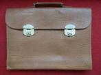 Vintage, Leren Schooltas van Tante Brocante, Minder dan 30 cm, Bruin, Aktetas of Boekentas, Ophalen of Verzenden