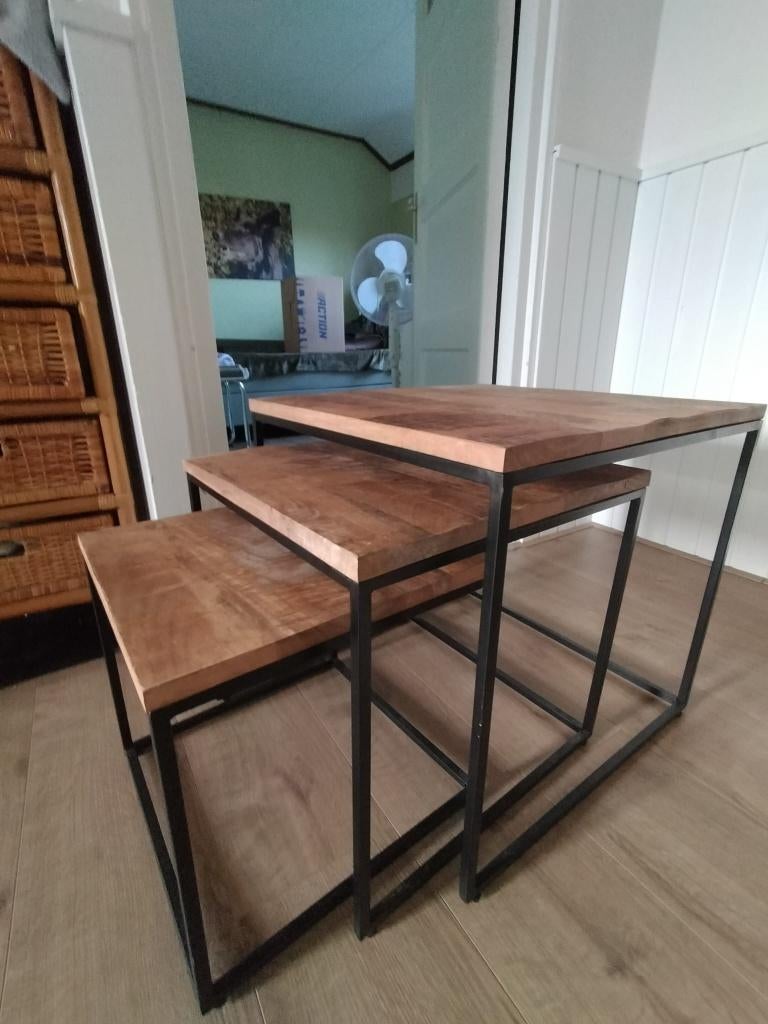 Mango hout salontafel, Huis en Inrichting, Tafels | Salontafels, Ophalen, 50 tot 100 cm, 50 tot 100 cm, Zo goed als nieuw