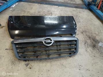 Grille origineel Opel Movano bestel B ('10-'19) beschikbaar voor biedingen