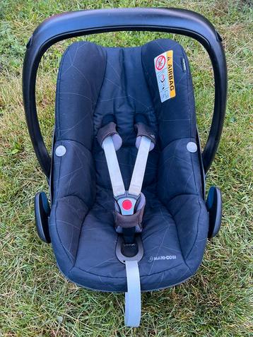 Maxi Cosi Pebble+ Black Diamond met accessoires beschikbaar voor biedingen