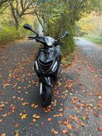 Piaggio Zip 4 Takt 2011 - Zeer Netjes met Veel Opties!, Fietsen en Brommers, Scooters | Piaggio, Ophalen, Zip, Zo goed als nieuw