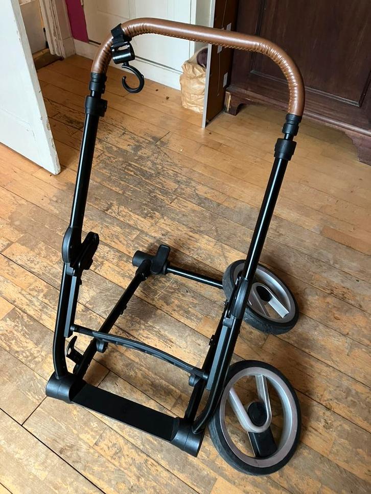 Wandelwagenframe Mutsy Nio, Kinderen en Baby's, Kinderwagens en Combinaties, Zo goed als nieuw, Mutsy, Ophalen of Verzenden