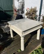 Zware koloniale salon tafel. Wit, Huis en Inrichting, Tafels | Salontafels, Vierkant, Zo goed als nieuw, 50 tot 100 cm, Ophalen of Verzenden