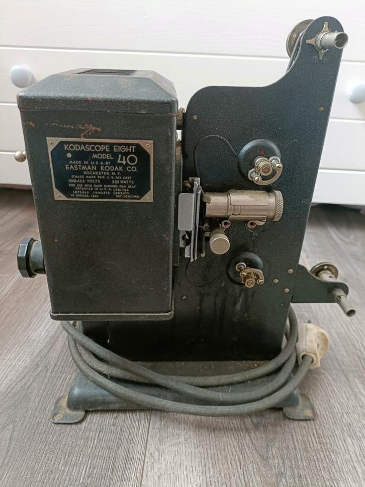 Kodascope Eight Model 40 Vintage Filmprojector, Audio, Tv en Foto, Diaprojectors, Gebruikt, Ophalen