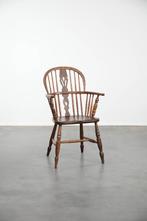Leuke antieke Engelse lowback Windsor chair met mooi patina, Ophalen
