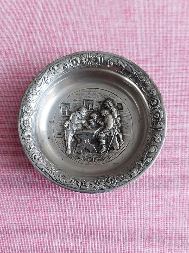 Zilveren Schaaltje/Asbak Herbert Hooijkaas 1929, zilver, Antiek en Kunst, Antiek | Tin, Ophalen of Verzenden