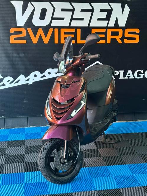 PIAGGIO ZIP 45 km/h | BWJ 2018 | CUSTOM | MICRA MYSTIQUE, Fietsen en Brommers, Brommers | Tuning en Styling, Zo goed als nieuw