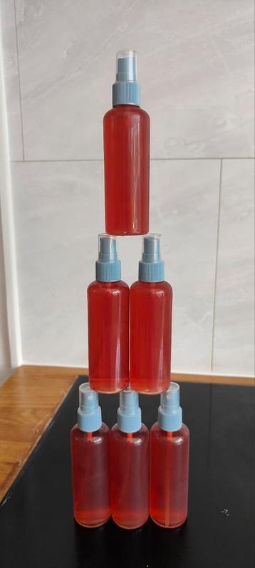 Homemade pure rose water beschikbaar voor biedingen