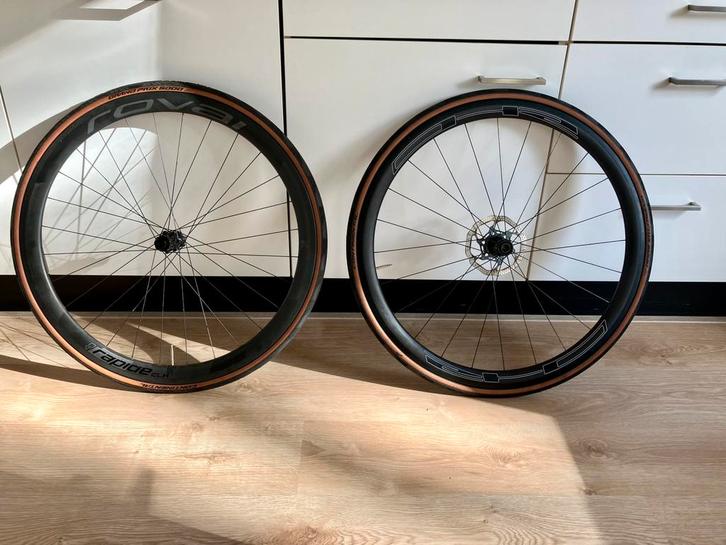 Carbon wielset: Roval Rapide CLX40 disc, Fietsen en Brommers, Fietsonderdelen, Zo goed als nieuw, Racefiets, Wiel, Ophalen of Verzenden
