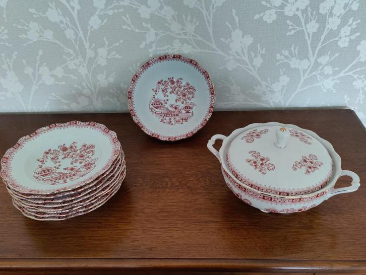 Theresia rood servies borden, Antiek en Kunst, Antiek | Servies los, Ophalen