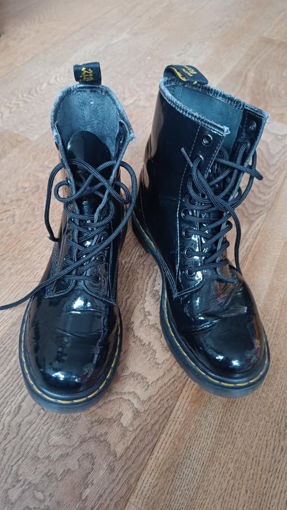 Dr Martens - Maat 39, Kleding | Dames, Schoenen, Zwart, Lage of Enkellaarzen, Ophalen of Verzenden, Onbekend